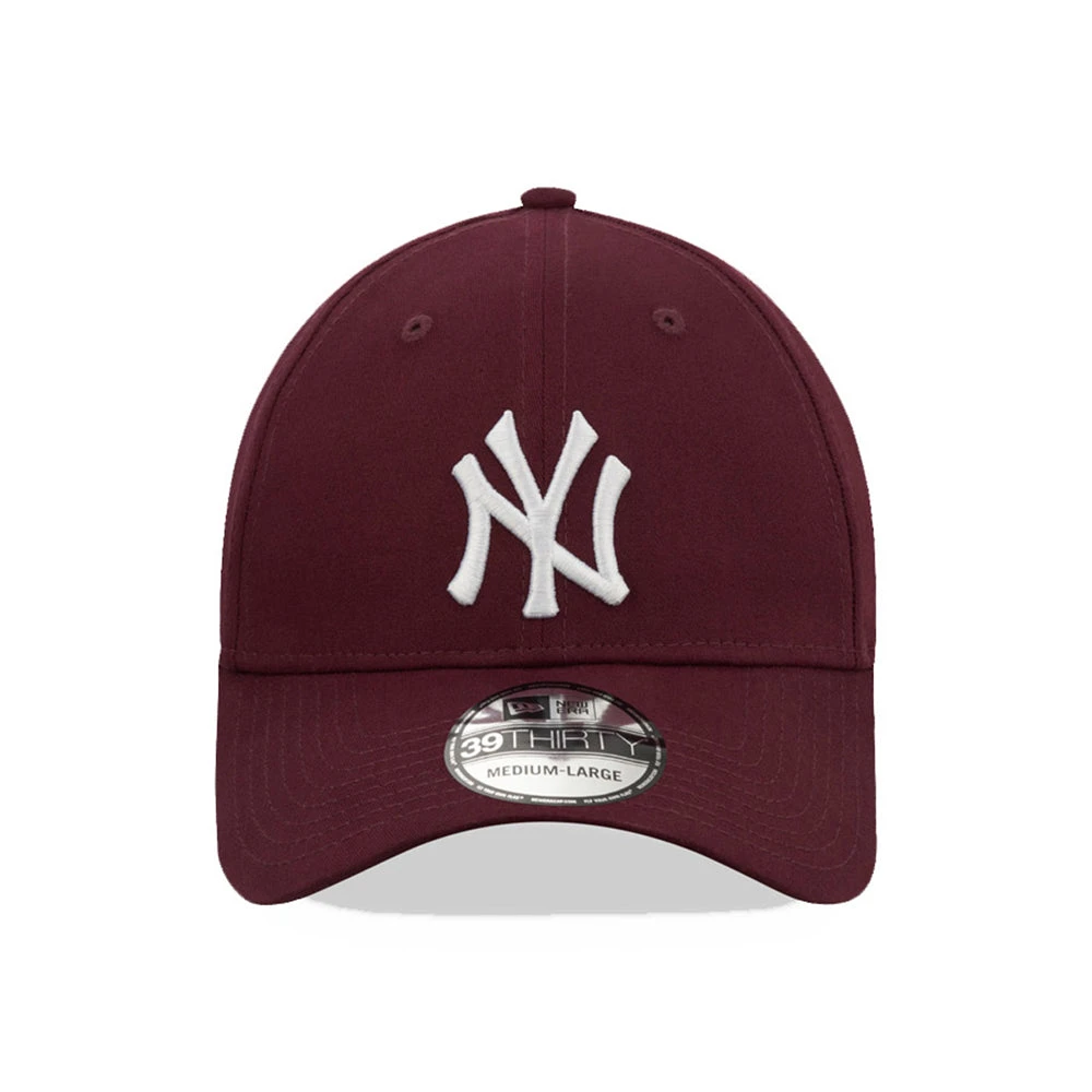 New Era 39THIRTY New York Yankees Baseball Cap - MLB League Essential - Burgundy - Image 2