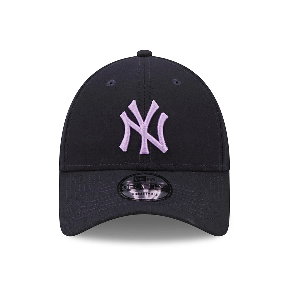 New Era 9FORTY New York Yankees Baseball Cap - MLB Repreve - Navy-Purple - Image 2