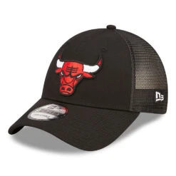 New Era 9FORTY Chicago Bulls Trucker Cap - NBA Home Field - Black