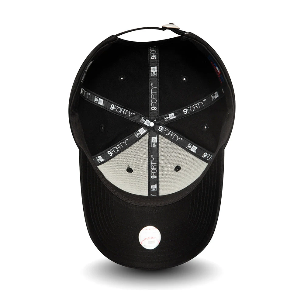 New Era 9FORTY L.A. Dodgers Baseball Cap - MLB League Essential - Black On Black - Image 3