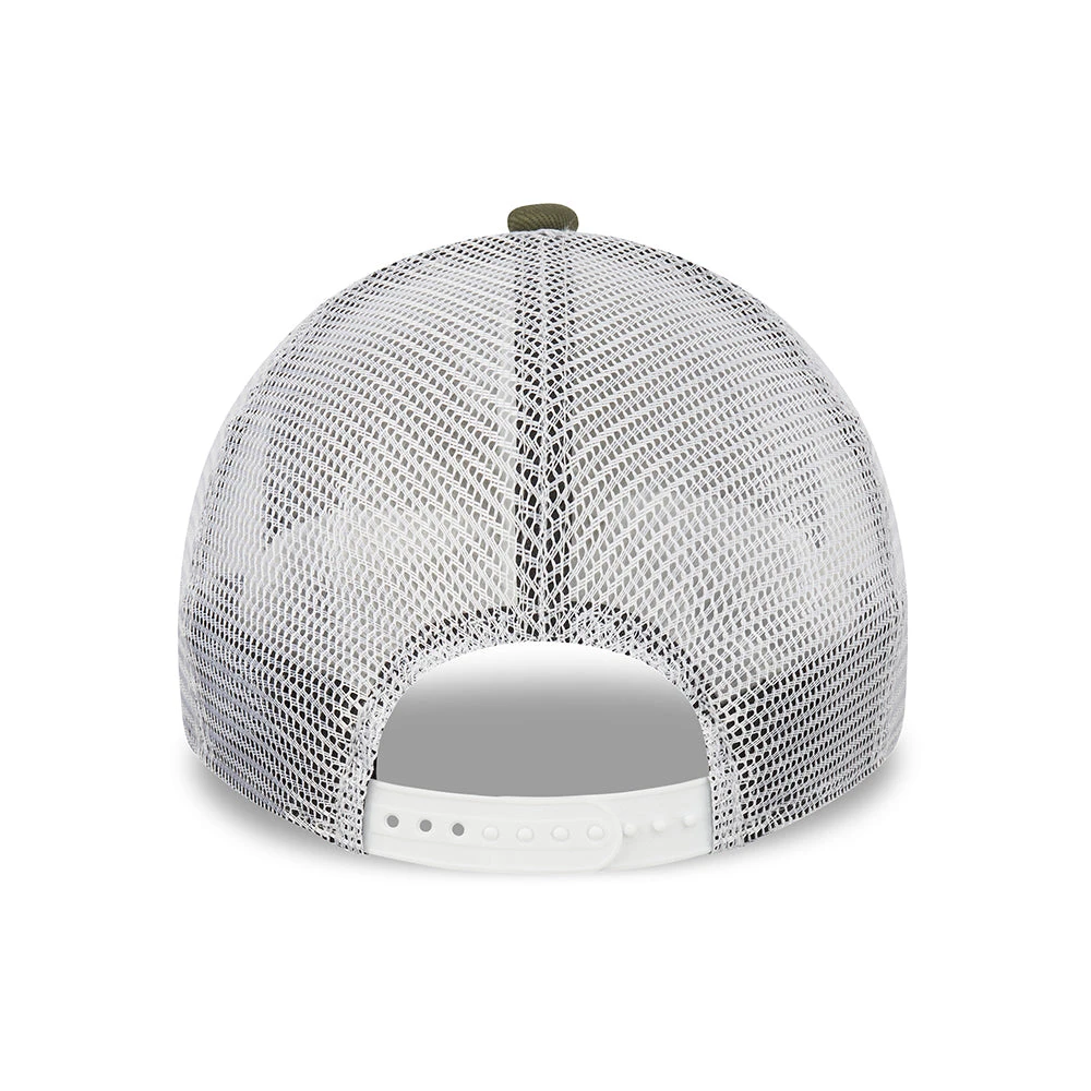 New Era 9FORTY New York Yankees A-Frame Trucker Cap - MLB League Essential - Olive-White - Image 4