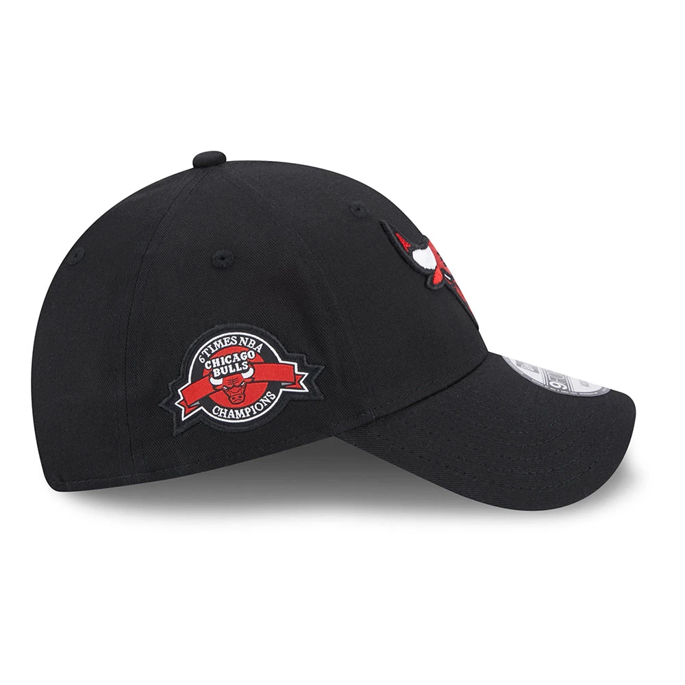 New Era 9FORTY Chicago Bulls Baseball Cap - NBA Team Side Patch - Black - Image 4