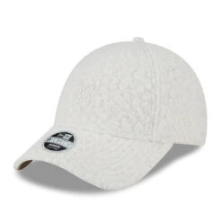 New Era Womens 9FORTY New York Yankees Baseball Cap - MLB Hypertexture - Off White