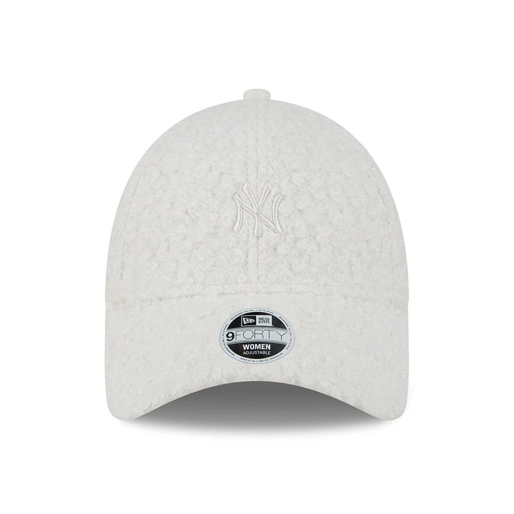 New Era Womens 9FORTY New York Yankees Baseball Cap - MLB Hypertexture - Off White - Image 2