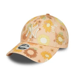 New Era Womens 9FORTY New York Yankees Baseball Cap - MLB Floral AOP - Peach