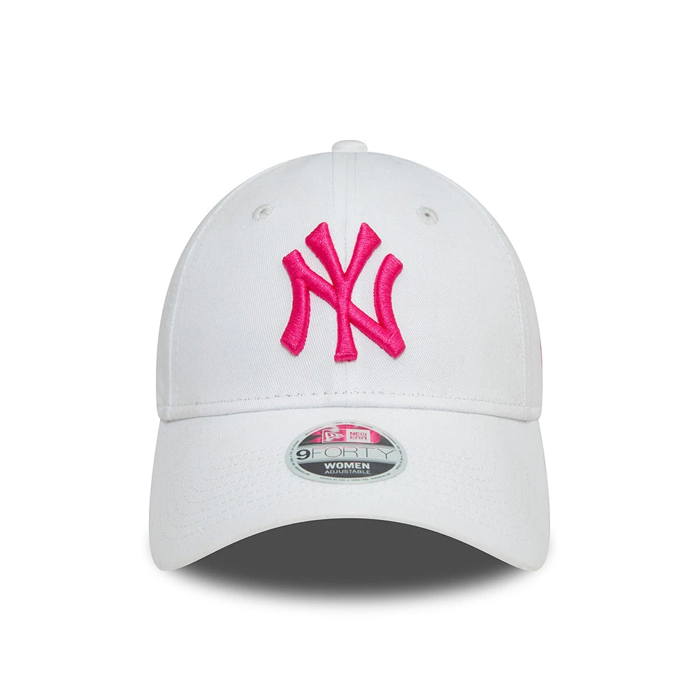 New Era Womens 9FORTY New York Yankees Baseball Cap - MLB League Essential - White-Blush - Image 2