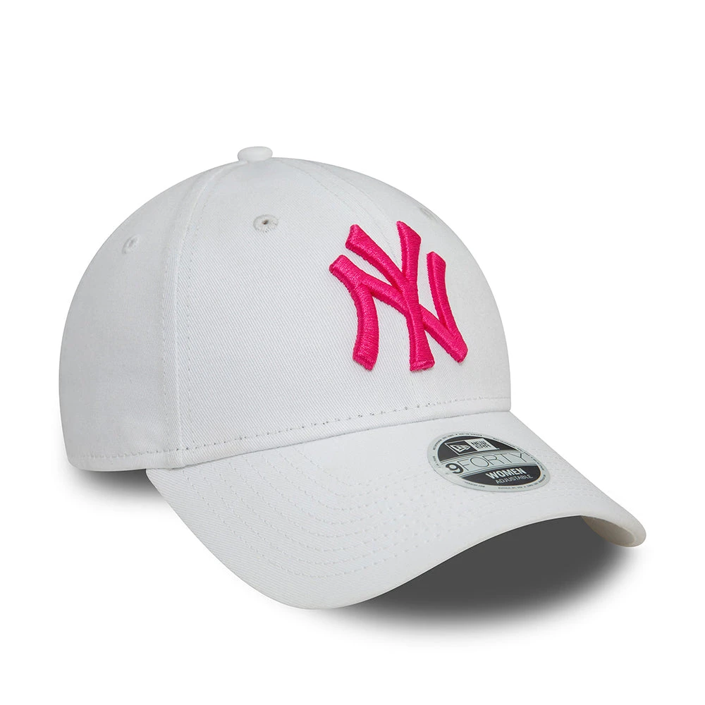 New Era Womens 9FORTY New York Yankees Baseball Cap - MLB League Essential - White-Blush - Image 3