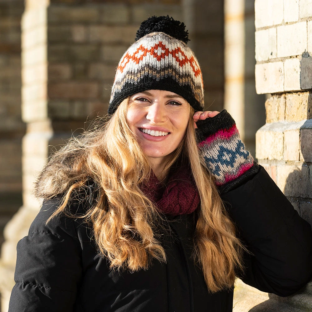 Kusan Diamond Fair Isle Bobble Hat - Grey-Multi - Image 3