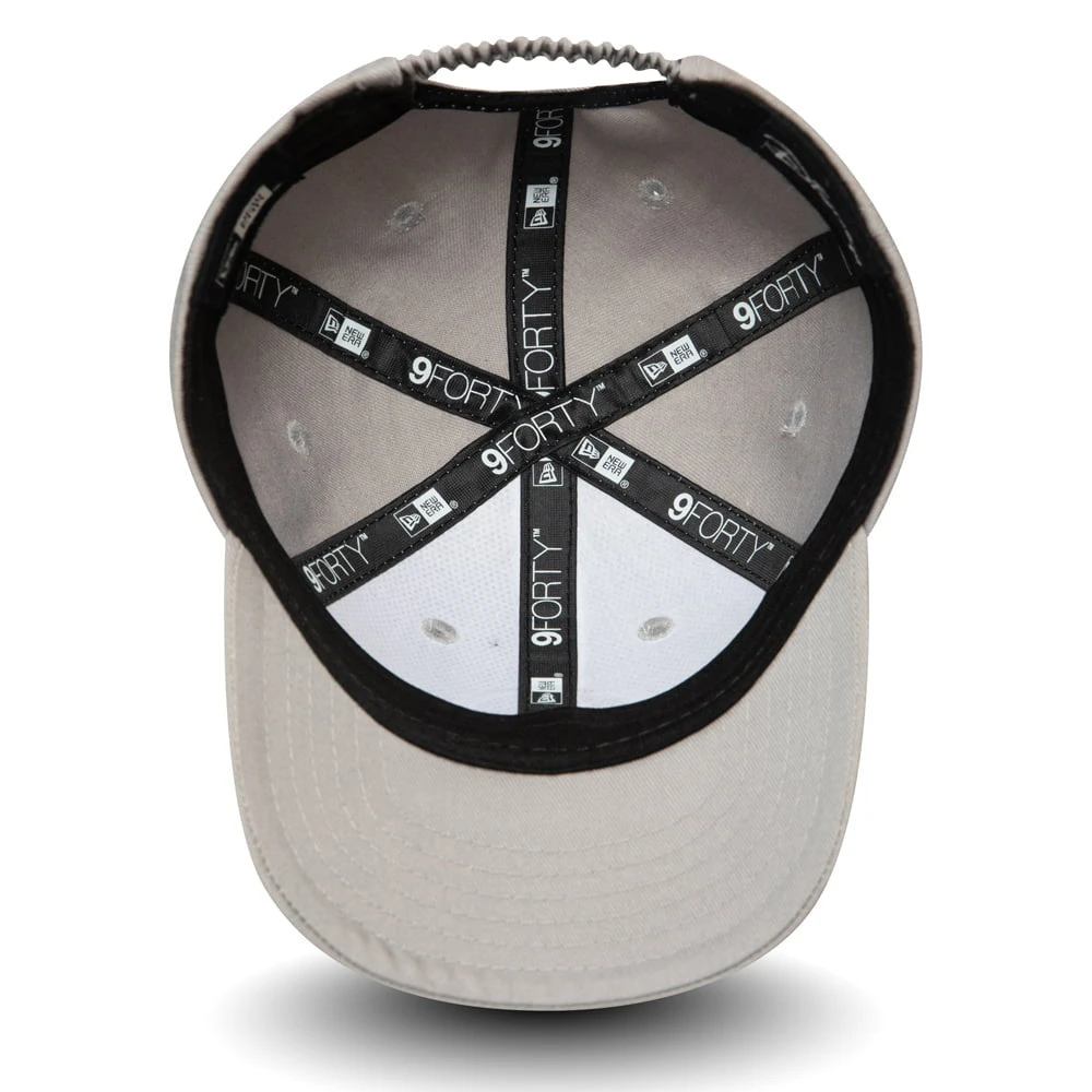 New Era Baby 9FORTY Anna Baseball Cap - Disney Frozen Character Logo - Grey - Image 3